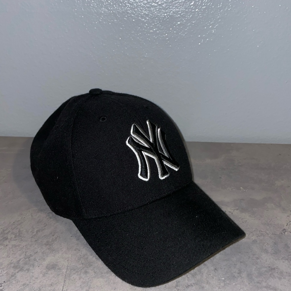 New york yenkis velcro snap back